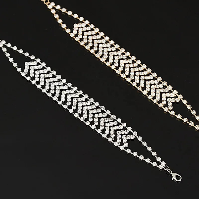 Bracelet femme élégant – Chaîne ornée de strass et cristaux, accessoire de bijouterie raffiné