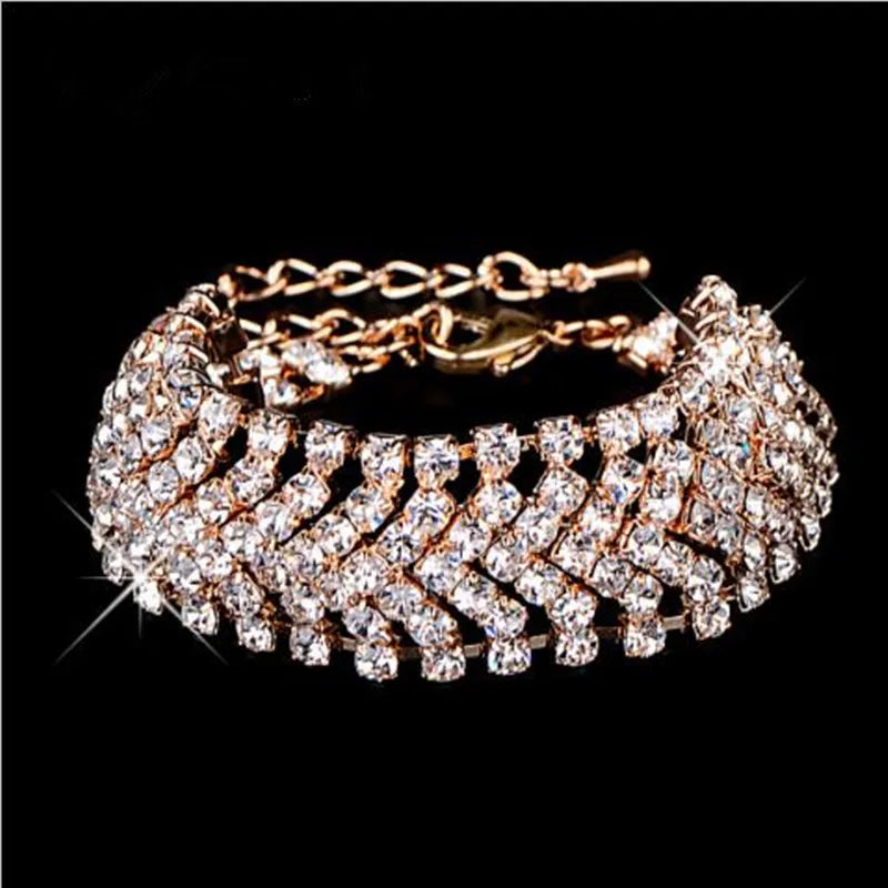 Bracelet femme élégant – Chaîne ornée de strass et cristaux, accessoire de bijouterie raffiné